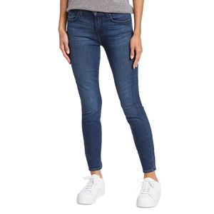 EUC 7 For All Mankind Gwenevere ankle jeans